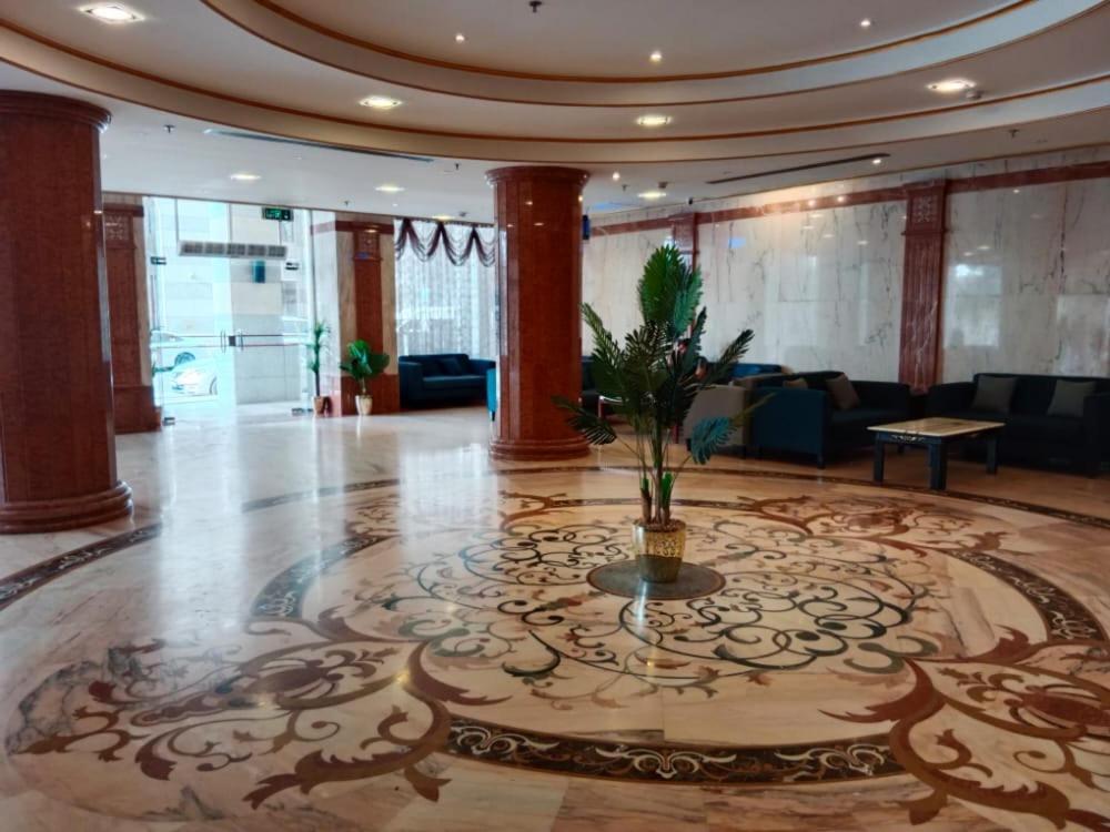 Sky View Hotel, Madinah Медина Экстерьер фото