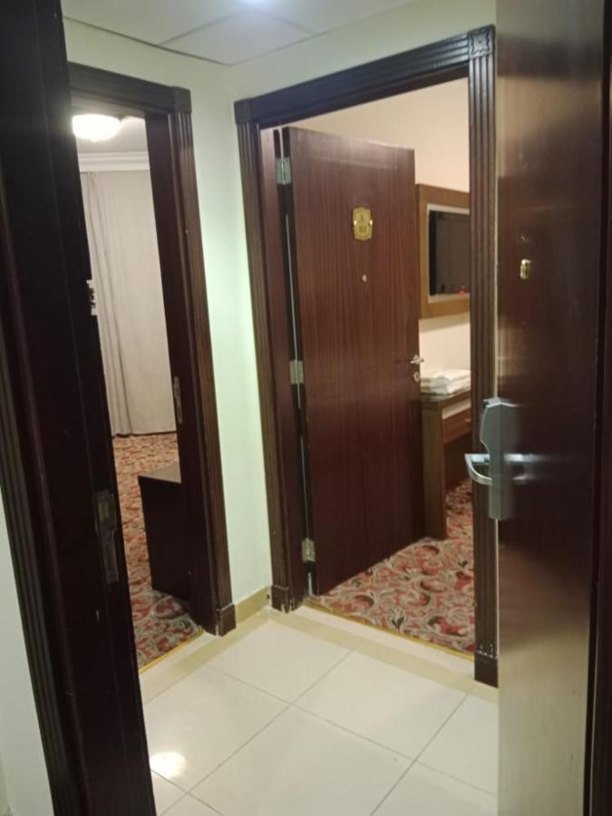 Sky View Hotel, Madinah Медина Экстерьер фото