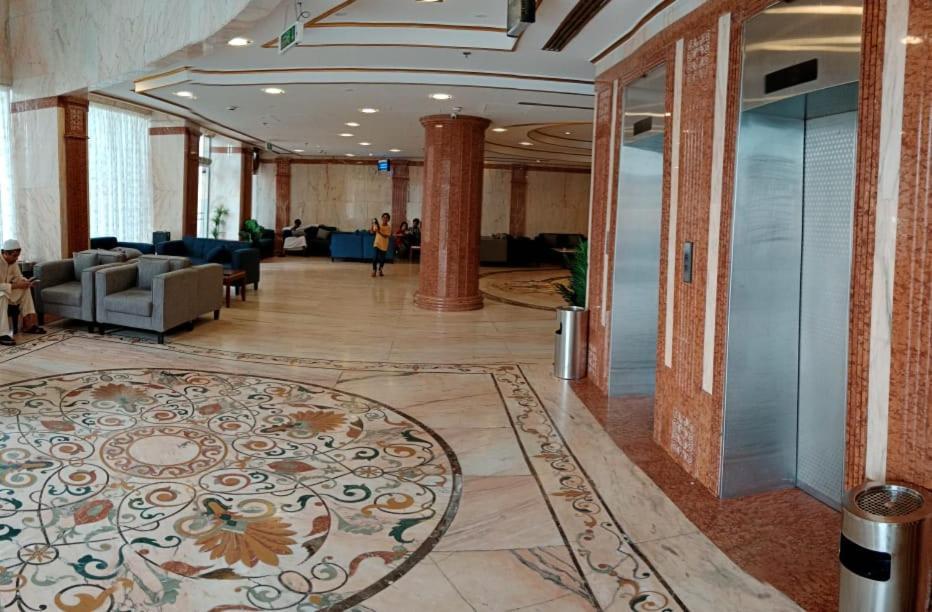 Sky View Hotel, Madinah Медина Экстерьер фото